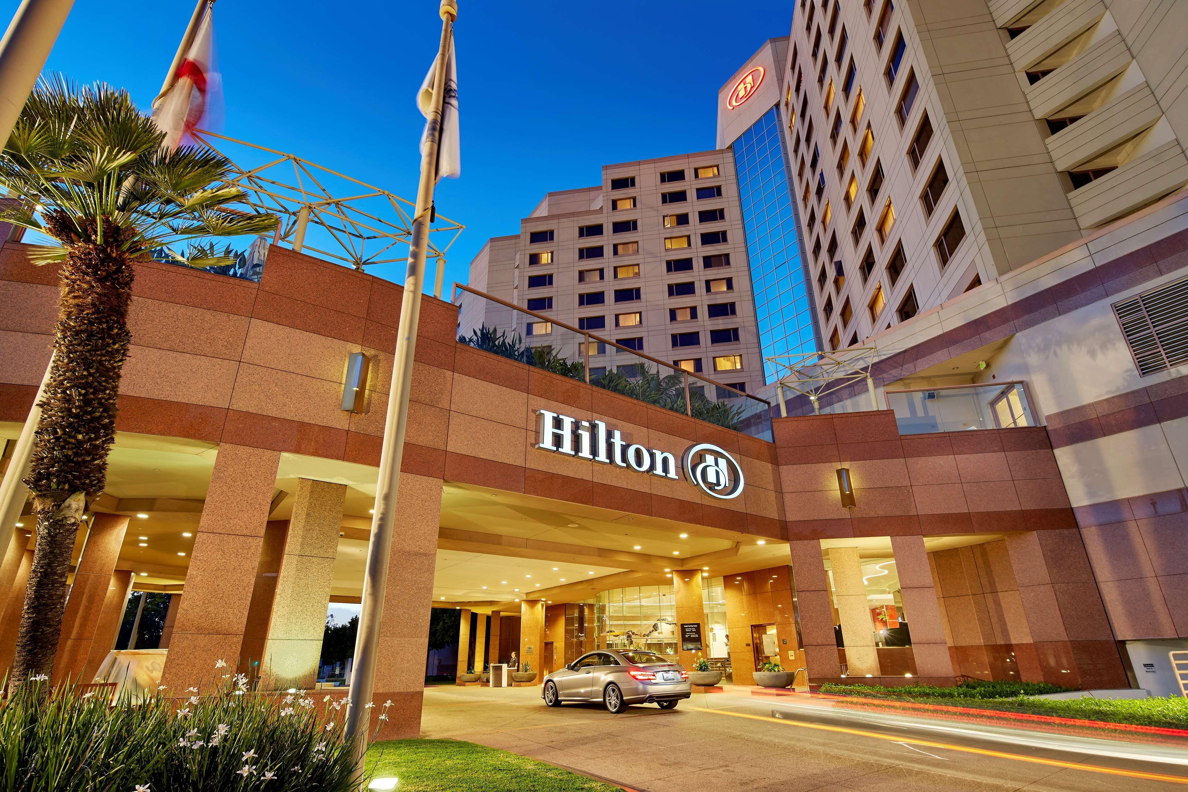 Hilton Long Beach Hotel Exterior foto